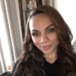 Meet your Posher, Angela